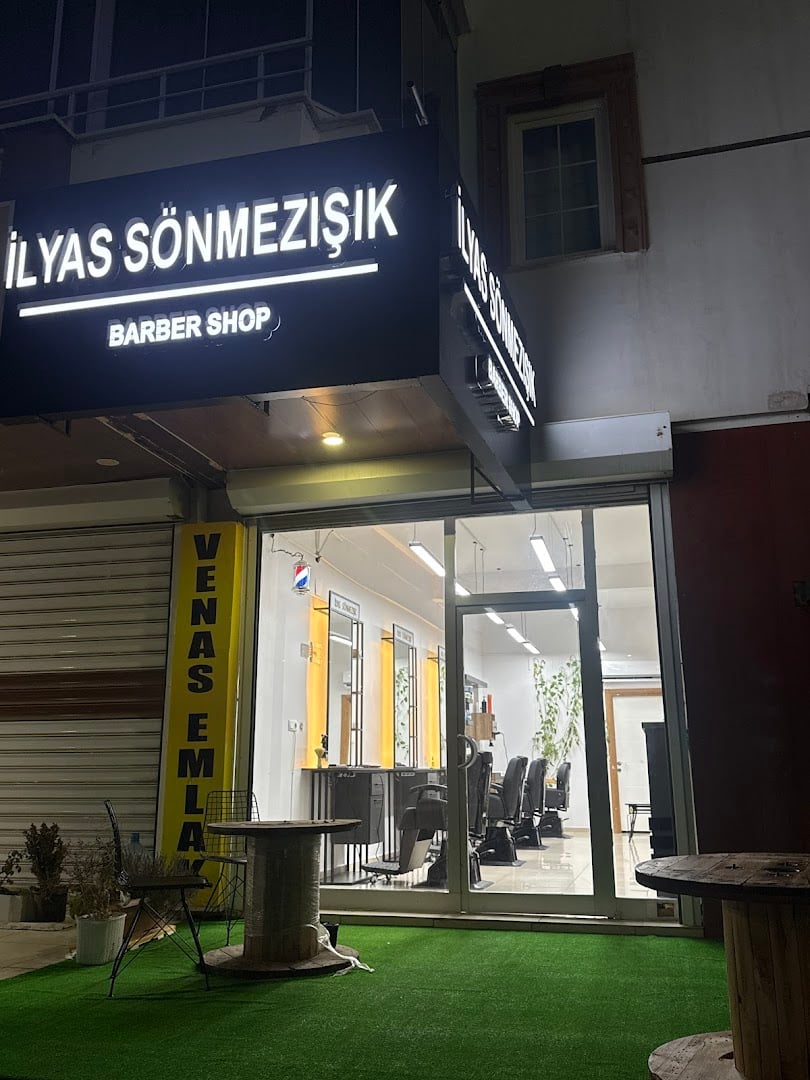 İLYAS SÖNMEZIŞIK BARBER SHOP