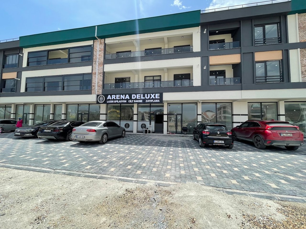 Arena Deluxe Güzellik Merkezi