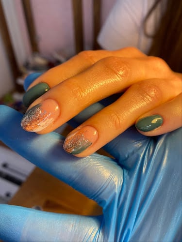 The Nail Bar