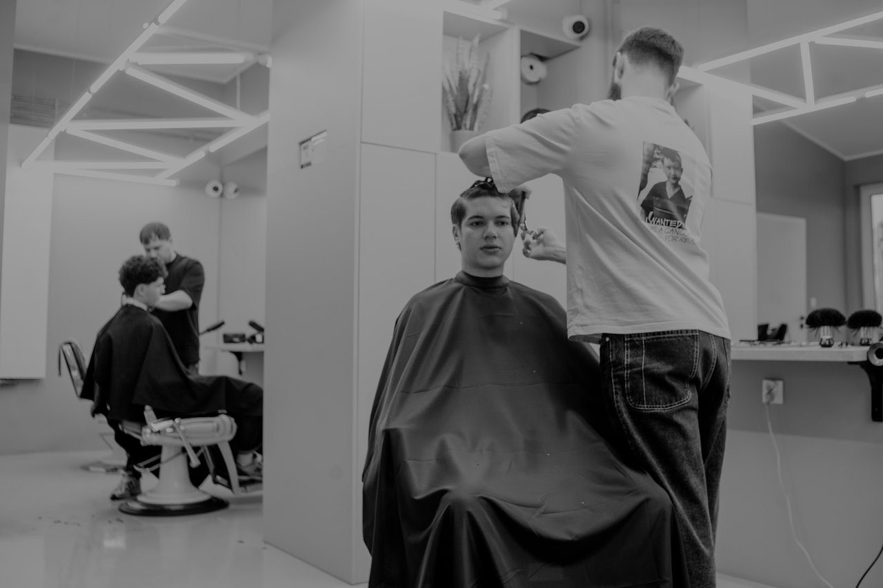 Barba Nera fryzjer męski barbershop Jasień