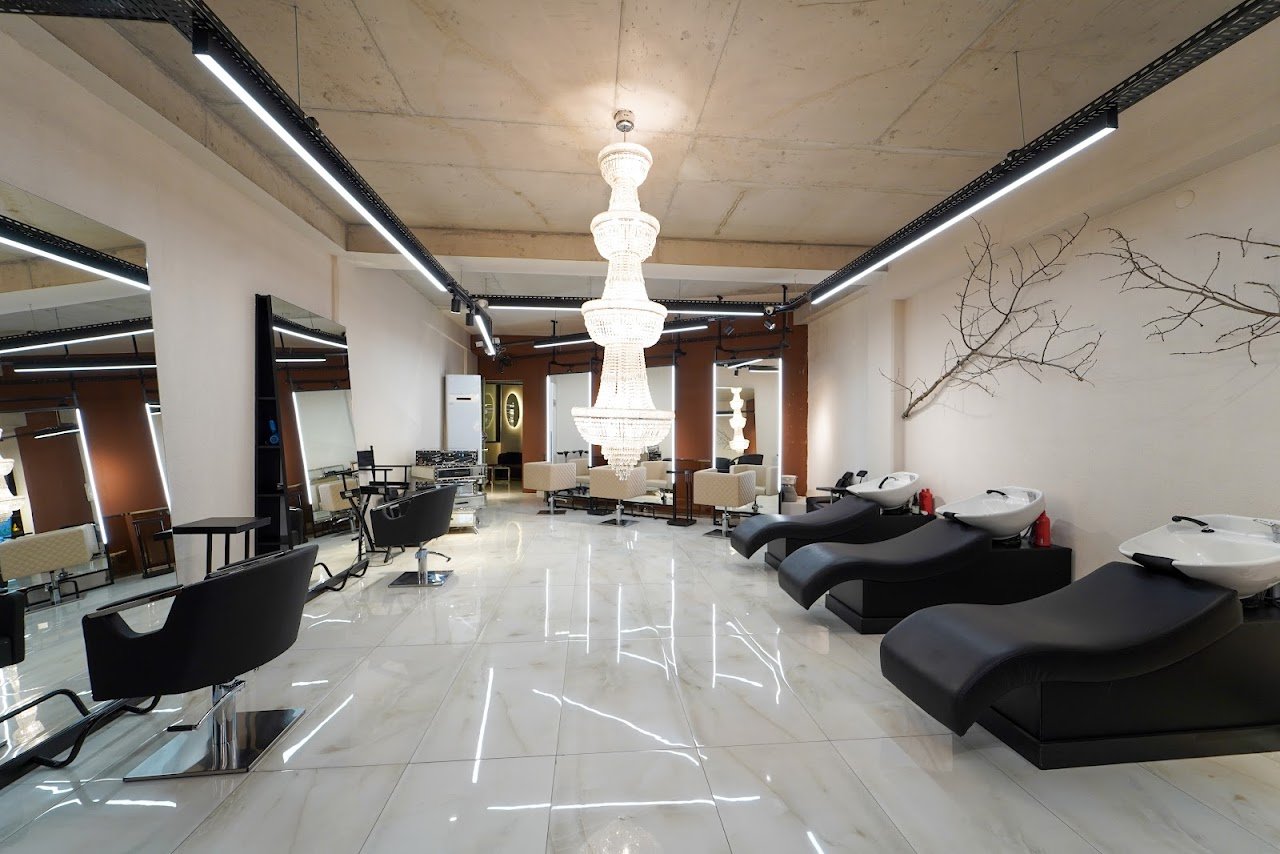 Efkan Gölgeçen Hair Artist