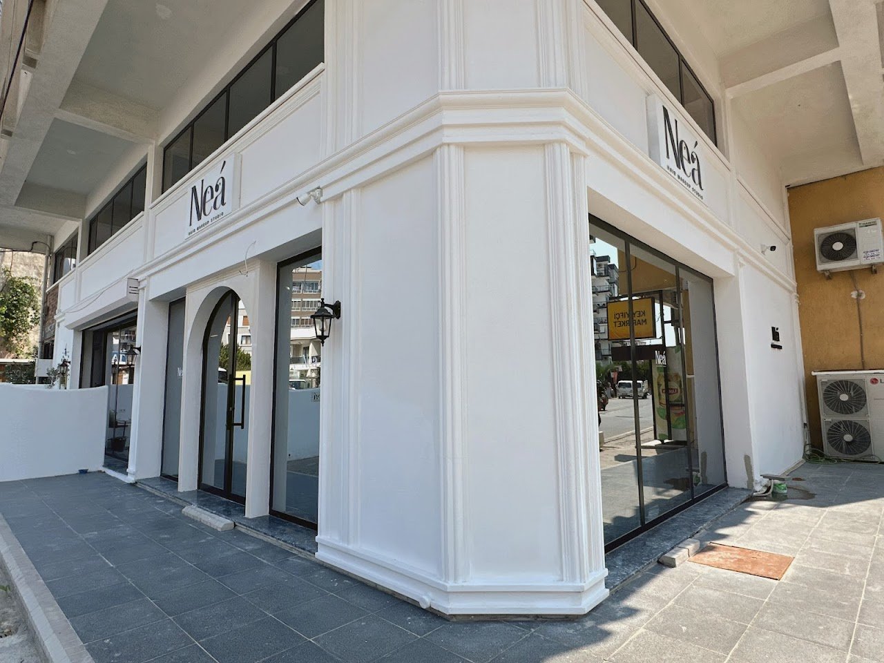 Neá Hair & Makeup Studio