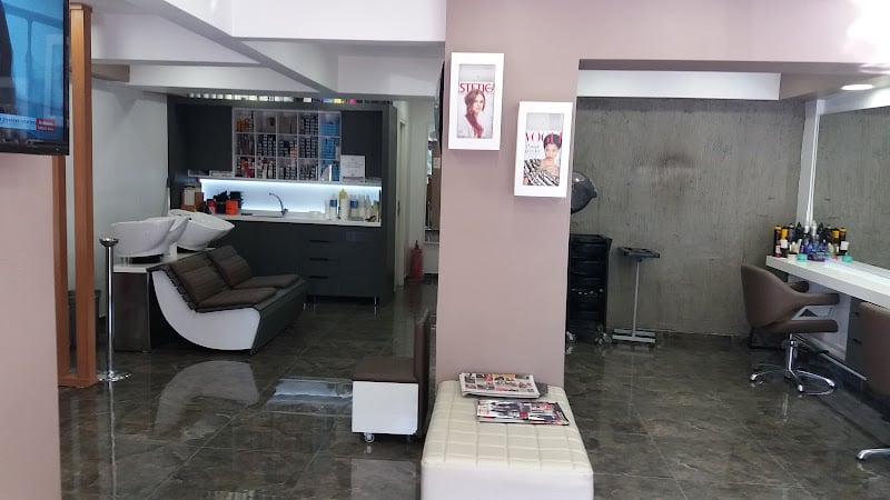 Es Hair Studio