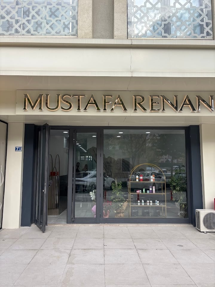 Mustafa Renan Beauty Lounge