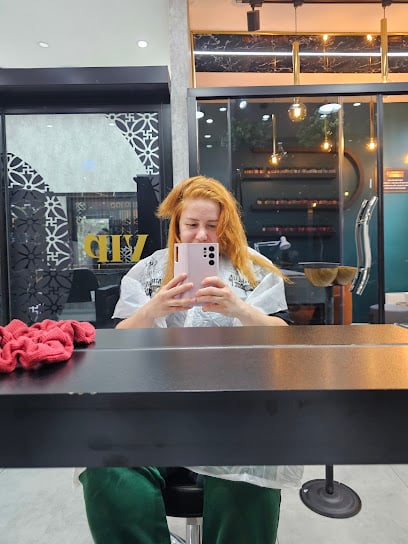 EMRAH ÜNLÜ HAIR DESIGNER