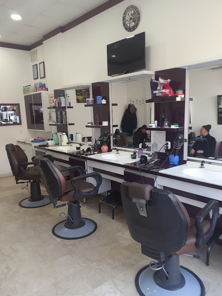 Çekenli Berber Salonu
