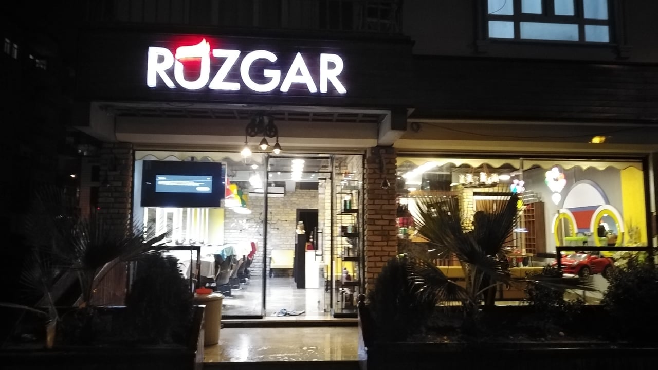 Rüzgar Kuaför
