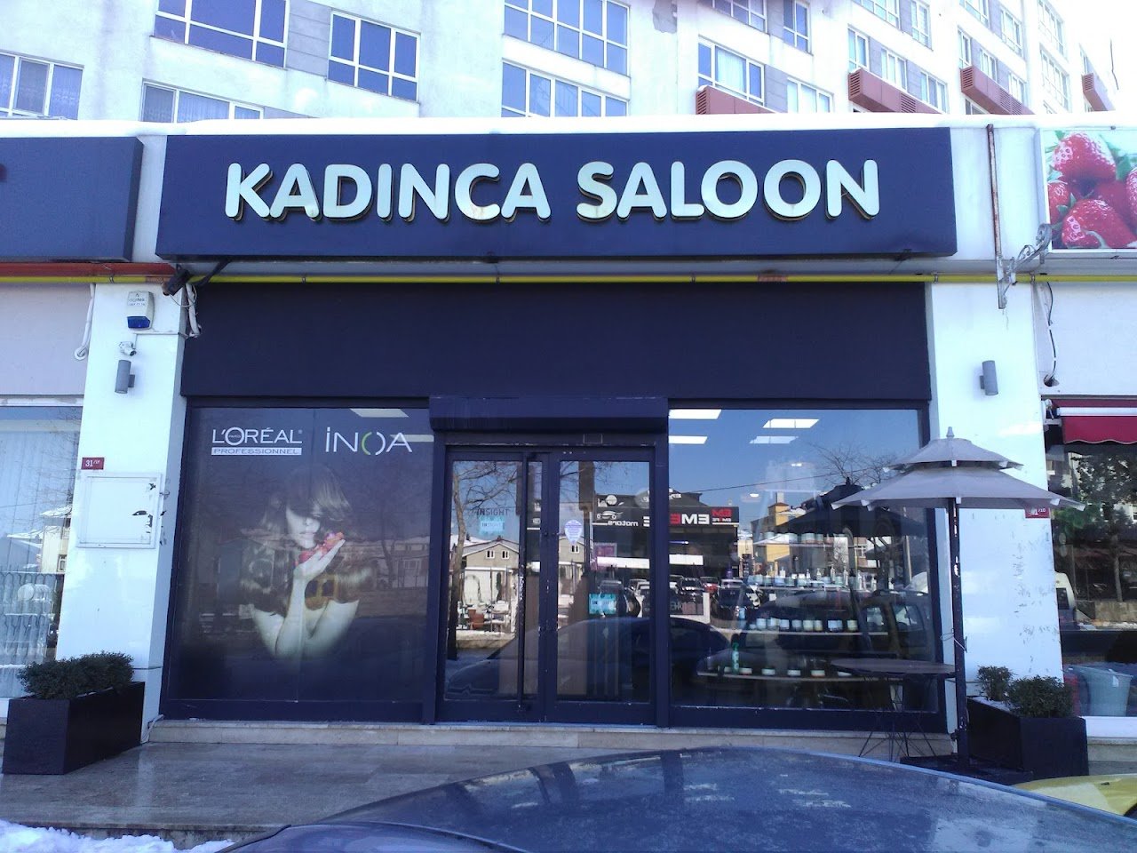 Kadınca salon