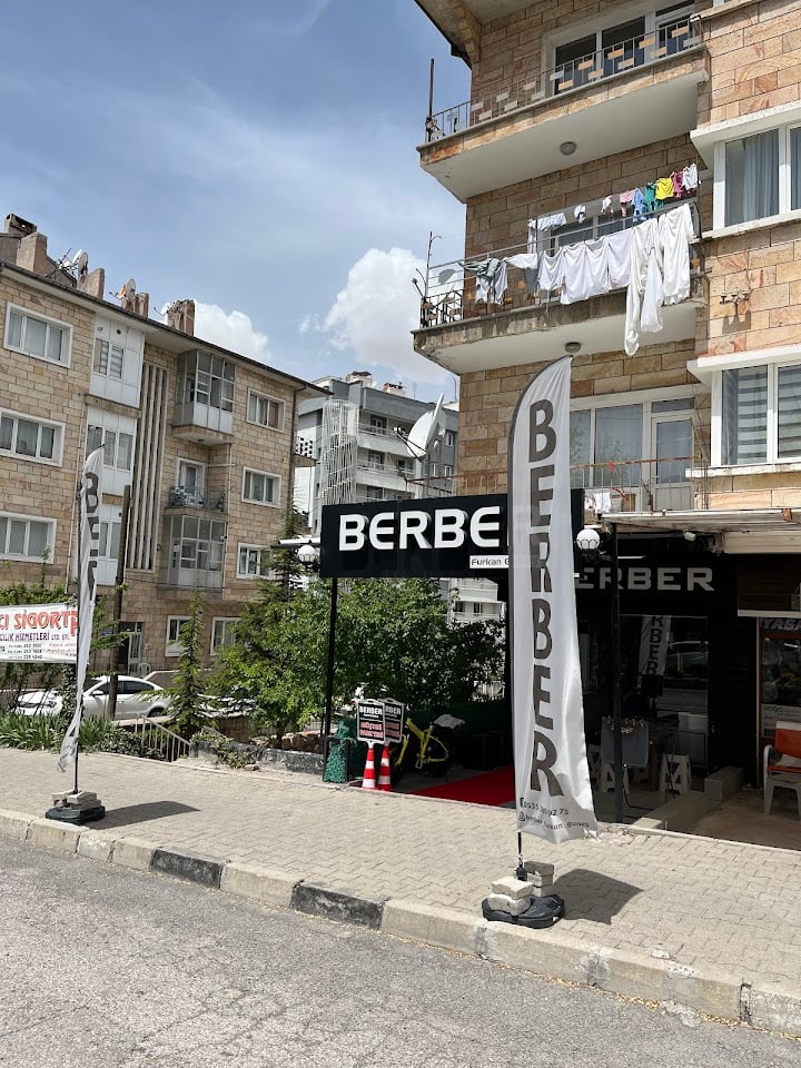 BAKGÖR ERKEK KUAFÖRÜ