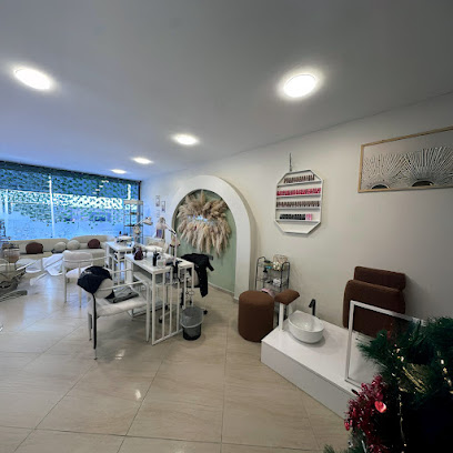 Pera Nail & Beauty