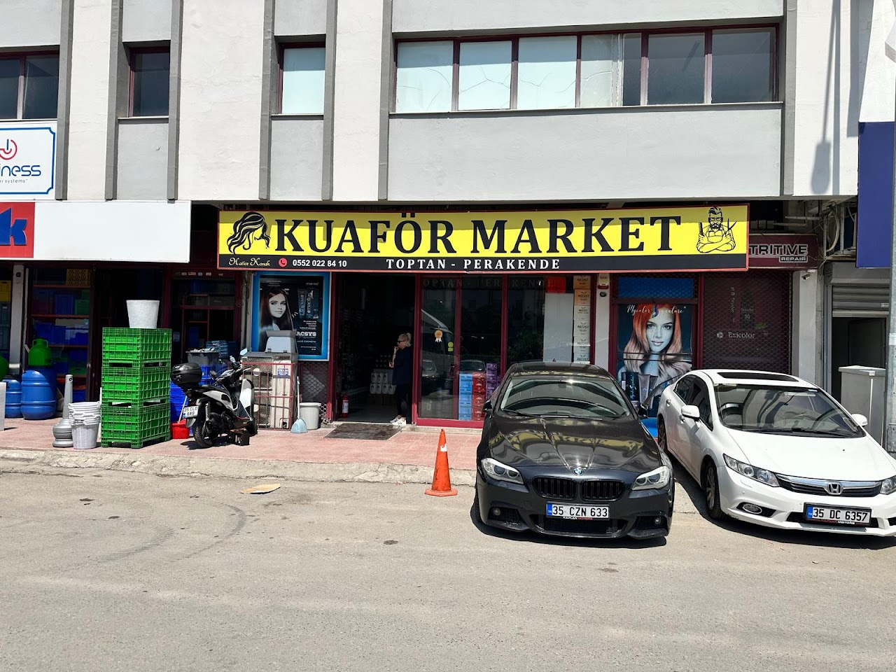 KUAFÖR MARKET HATİCE KONAK