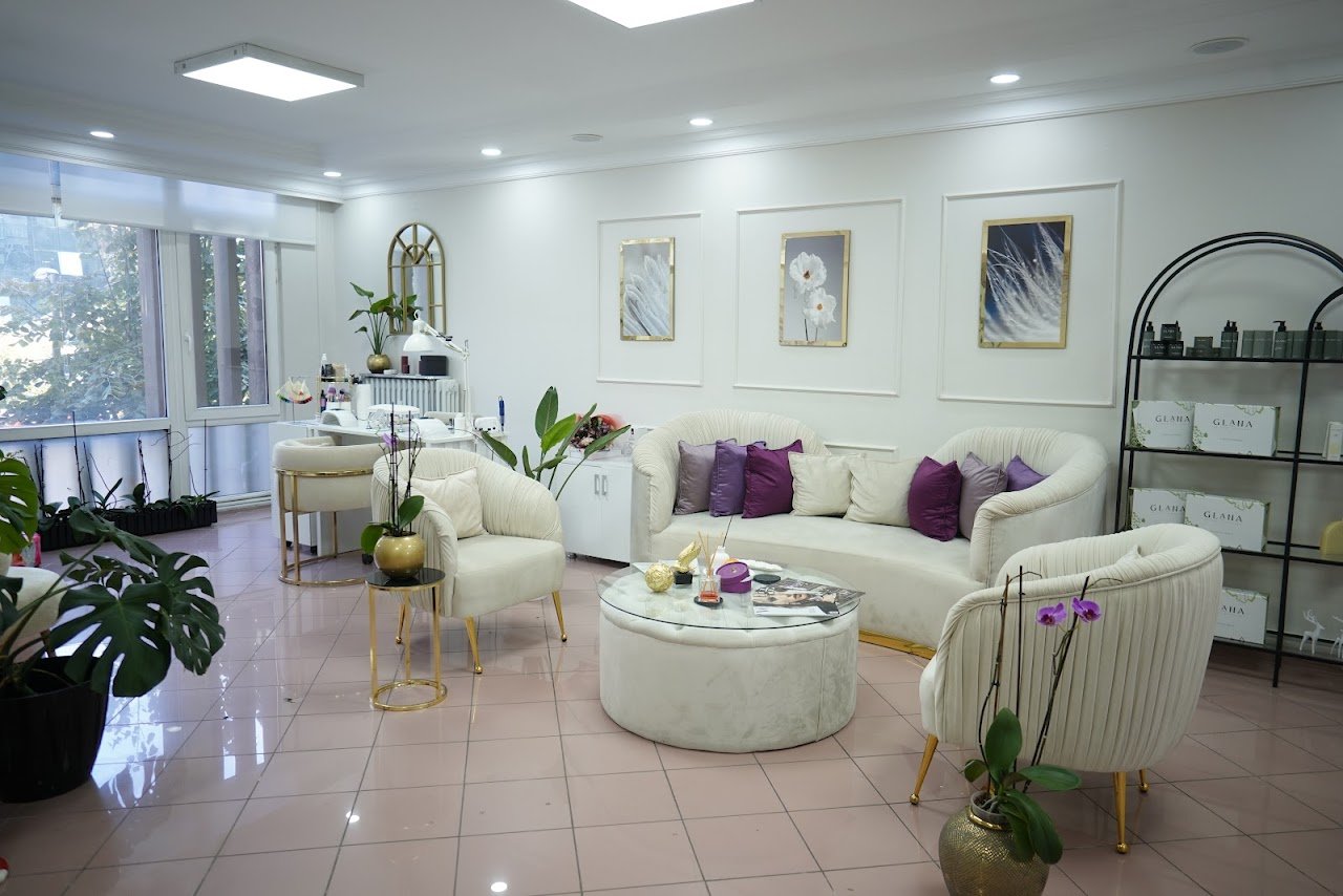 Renew & Revive Beauty Güzellik Salonu