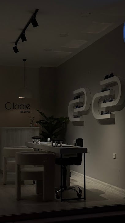 Cilooje Nail Studio | Karşıyaka Protez Tırnak - Kalıcı Oje - Nail Art