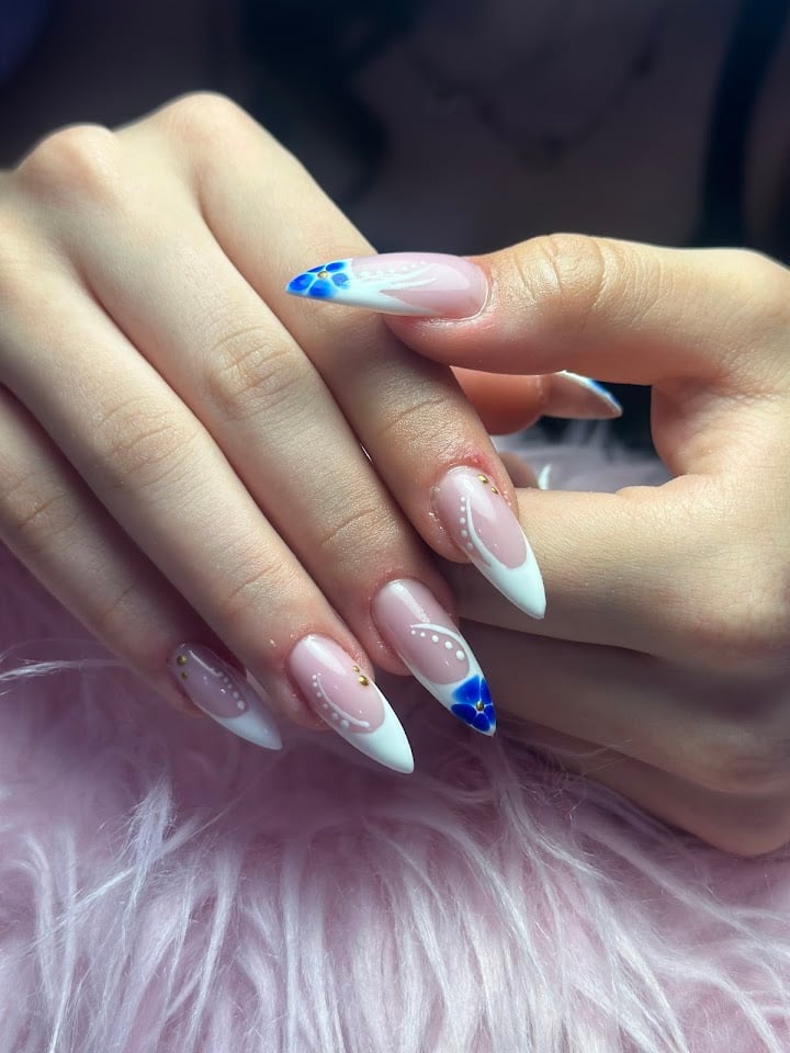 Armine Beauty Güzellik salonu/ Protez tırnak İpek kirpik/ Şişli Osmanbey