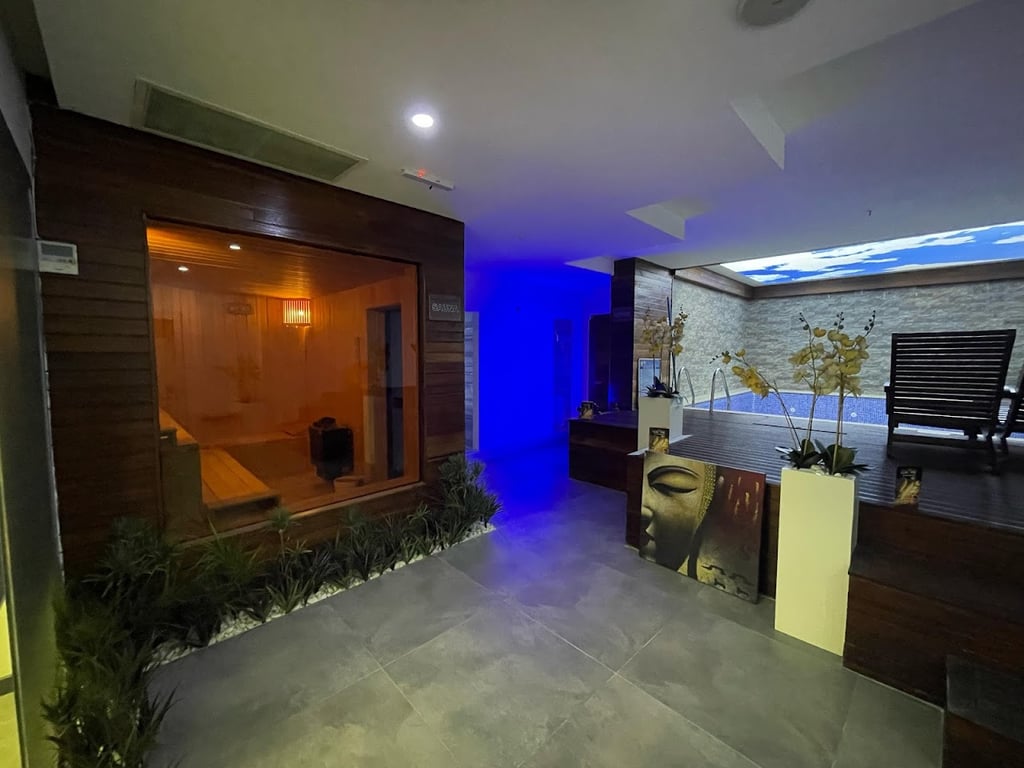 Castles Spa Premium