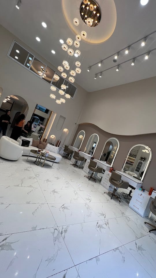 ŞİLAN AKDENİZ Hair Makeup Studio