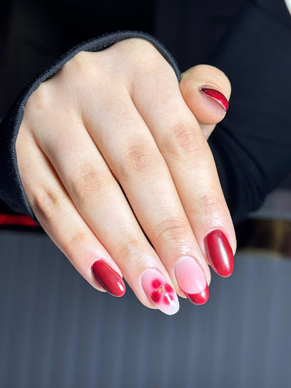 Seyma Nail House-manikür pedikür protez tırnak bahçelievler