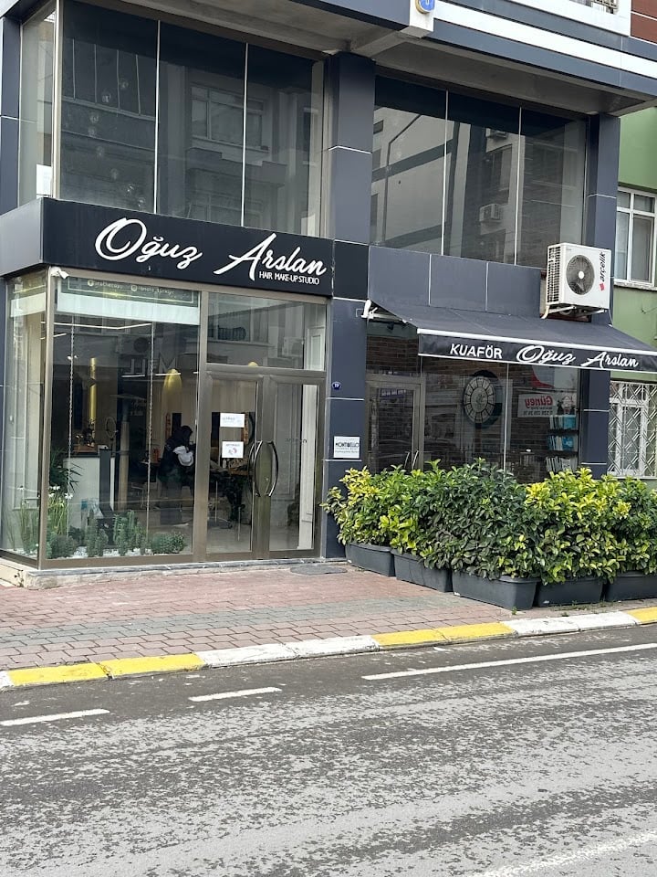Oğuz Arslan Hair Make-Up Studio