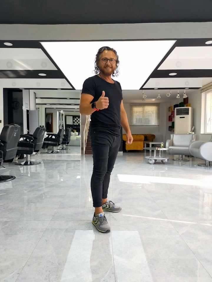 Tuncay Özkan - Erkek Kuaförü