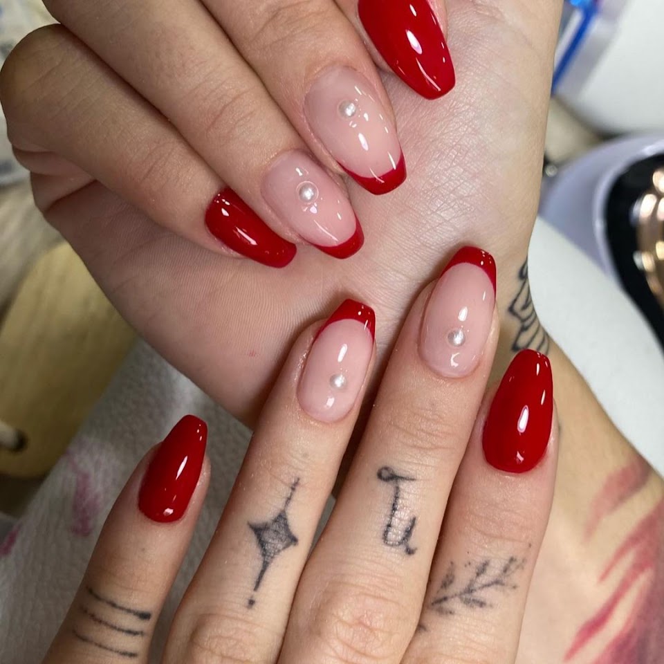 B&S Nail and Beauty Bar