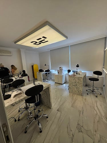 BE'Academy Cadde