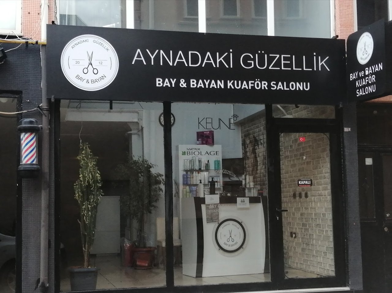 Aynadaki Güzellik - Kuaför - Berber- Kozmetik Satış Mağazası