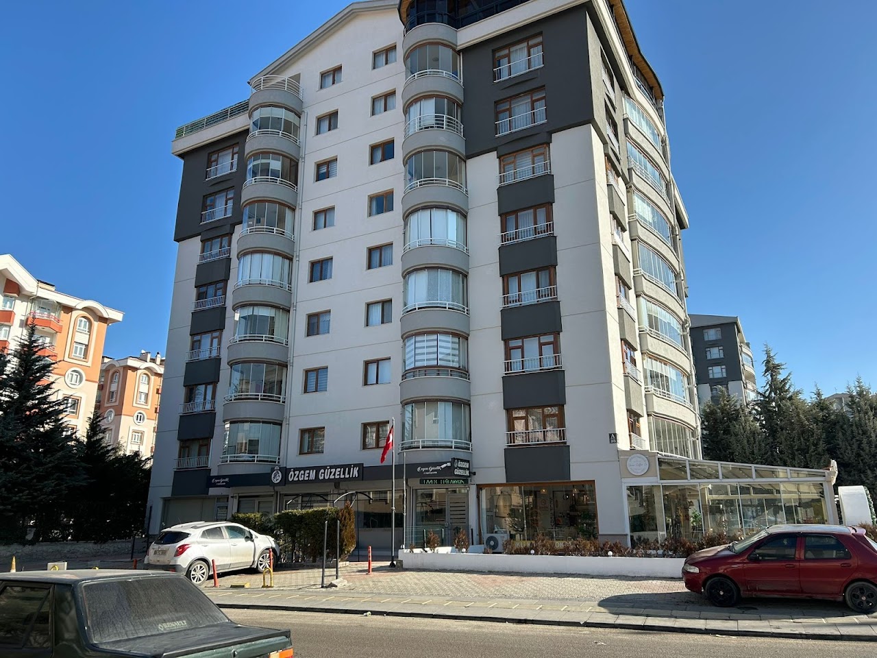 Özgem Güzellik