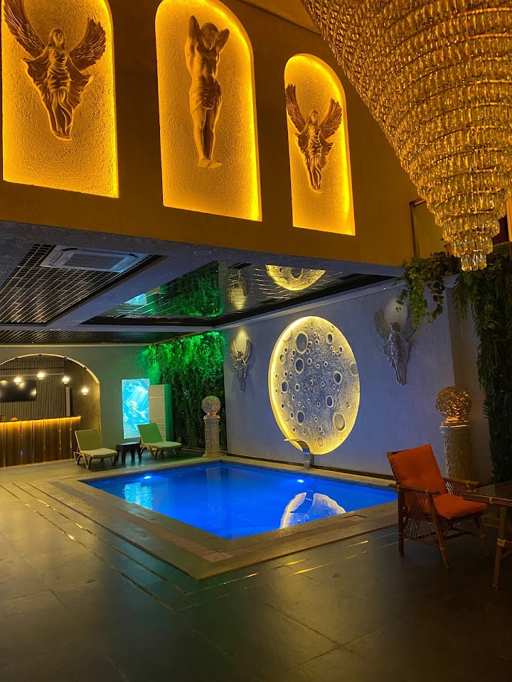 TASS 1921 SPA & HAMAM