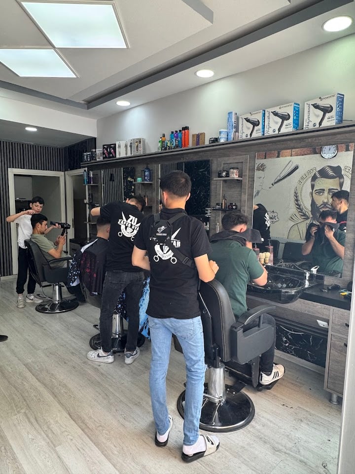 Zafer Uyar Hair Studio