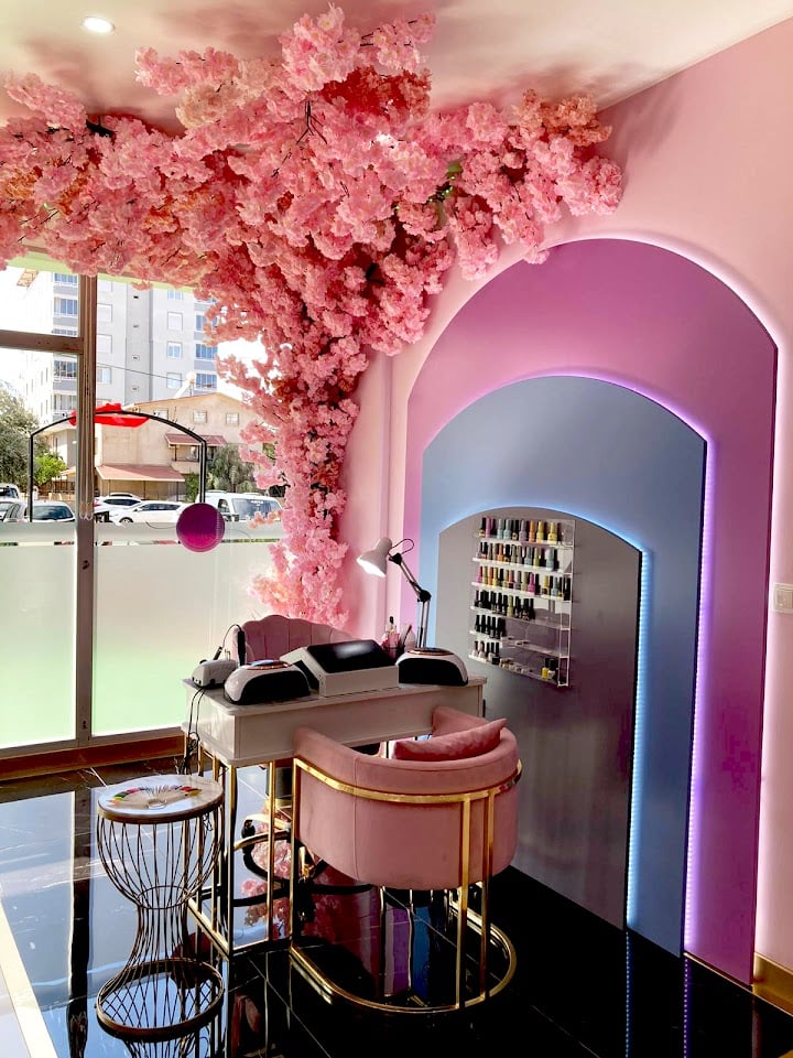 Dilara Toprak Beauty Center | Torbalı Güzellik Salonu