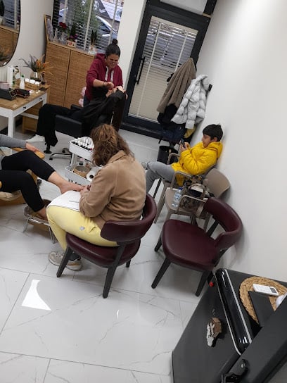 Sakura Güzellik Salonu Bayraklı