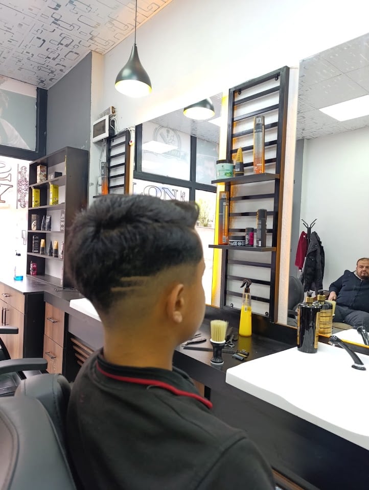SALON YAHYA