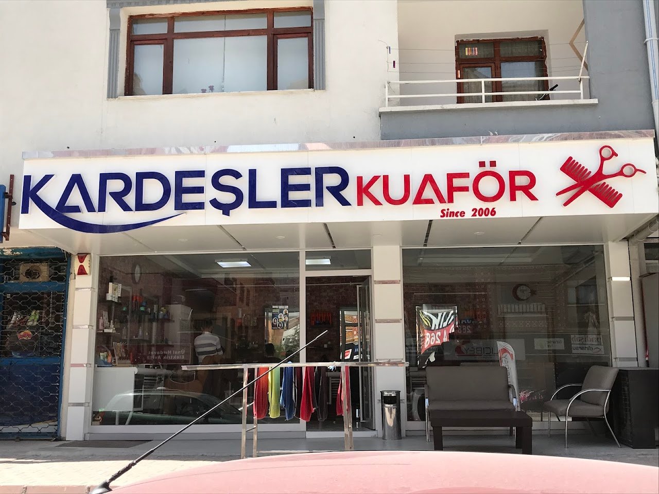 Kardeşler Erkek Kuaförü