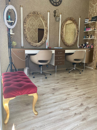 Sezen Makeup Studio