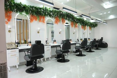 Selahattin Güvendik Exclusive Saloon