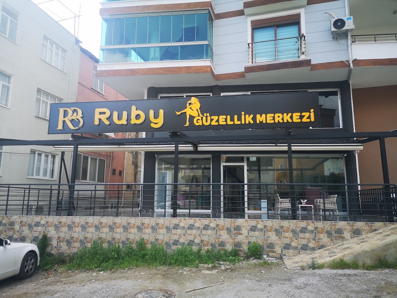 Ruby Beauty Güzellik Merkezi