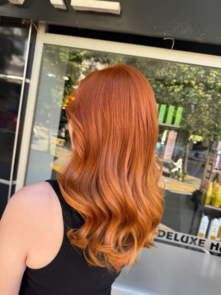 Deluxe Aysel Bayan Kuaförü & Güzellik Salonu
