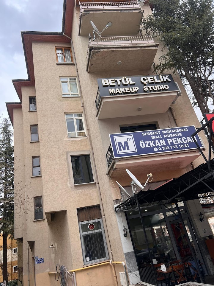 BETÜL ÇELİK MAKEUP STUDİO