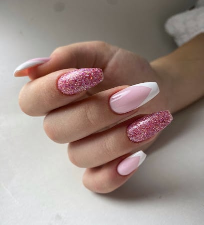 Yasemin Çomak Nail Studio