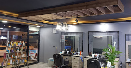 Coiffeur Ozan Özyılmaz