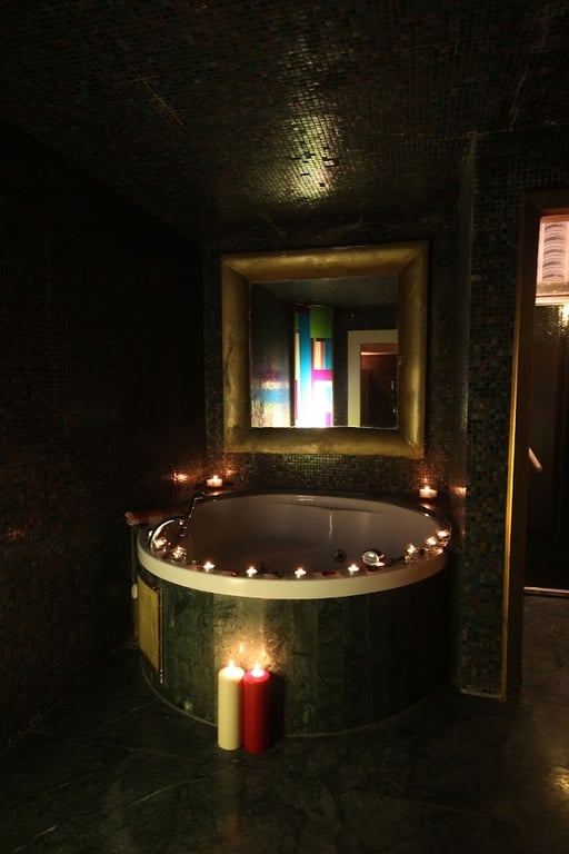 Lora Spa