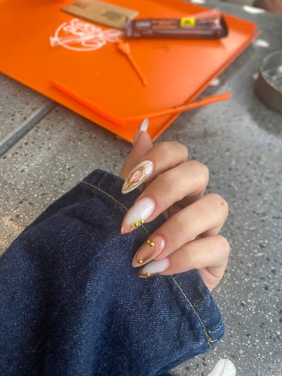 MK Nail Studio / Esenler Protez Tırnak & Esenler Dövme
