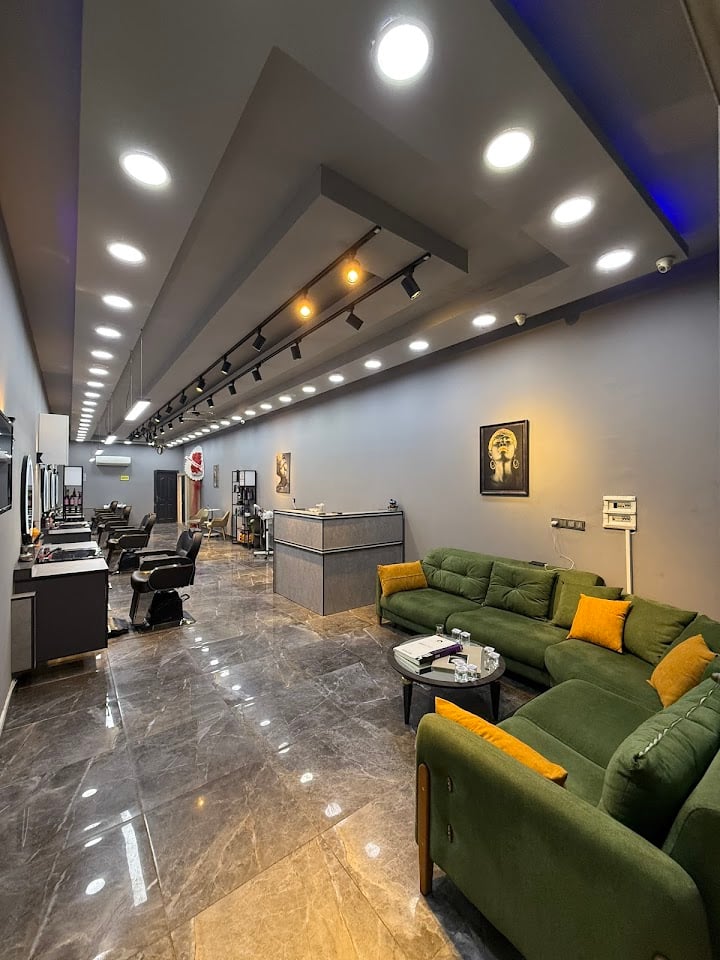 ENES TAŞAR EXCLUSİVE SALOON