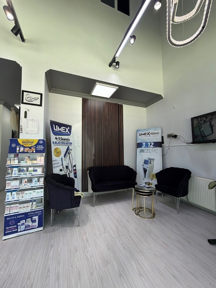 İREM ORUÇ BEAUTY - KUAFÖR SALONU, GÜZELLİK MERKEZİ ve MAKE-UP STUDİO