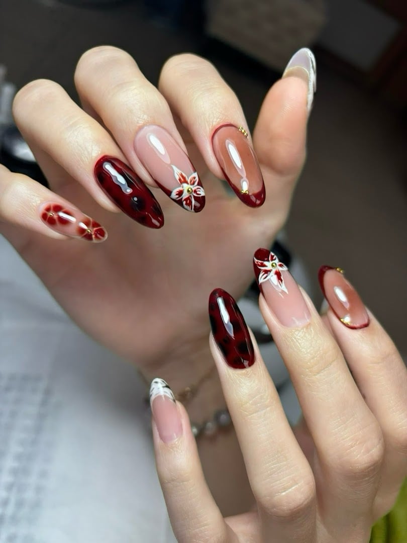 Aysu Berna Güner Beauty Studio