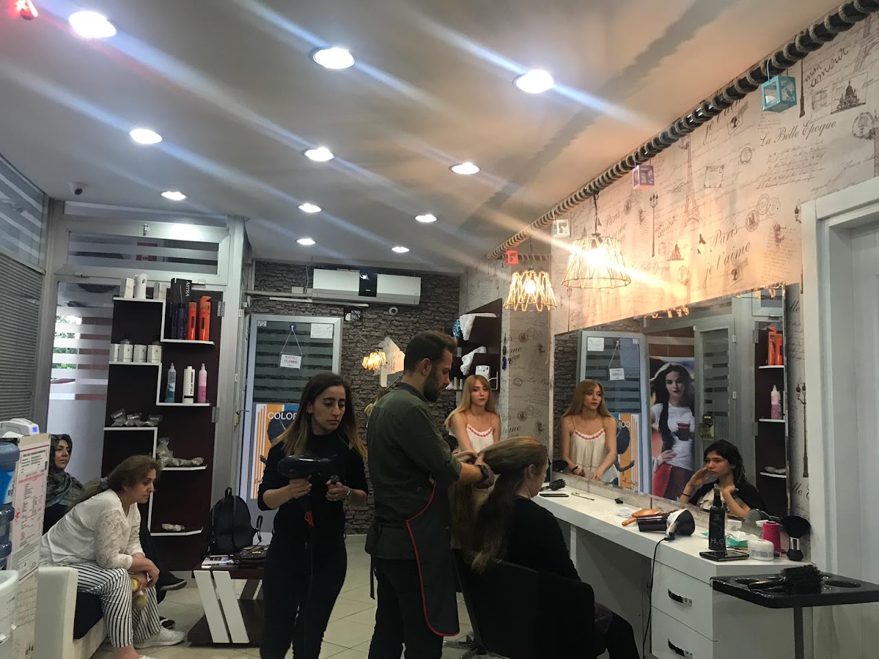 De Paris Bayan & Güzellik Salonu
