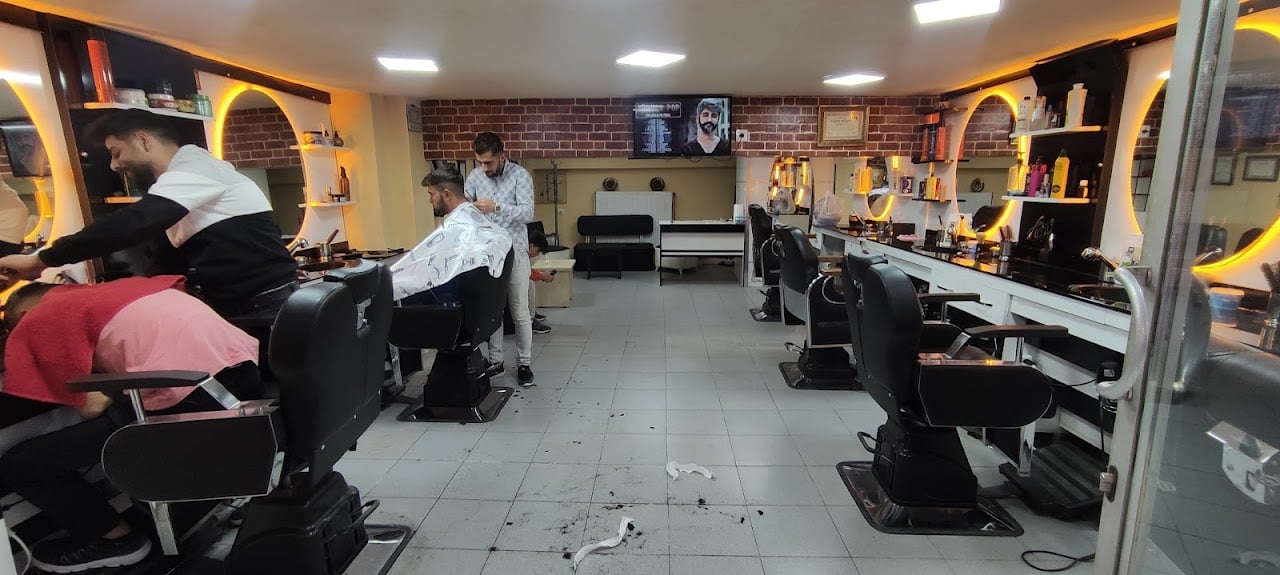 LEGENDS BARBERSHOP