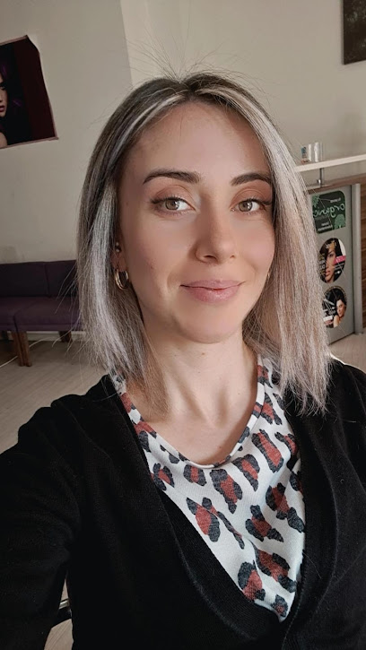 Dursun Ayşe Hair Makeup Studio