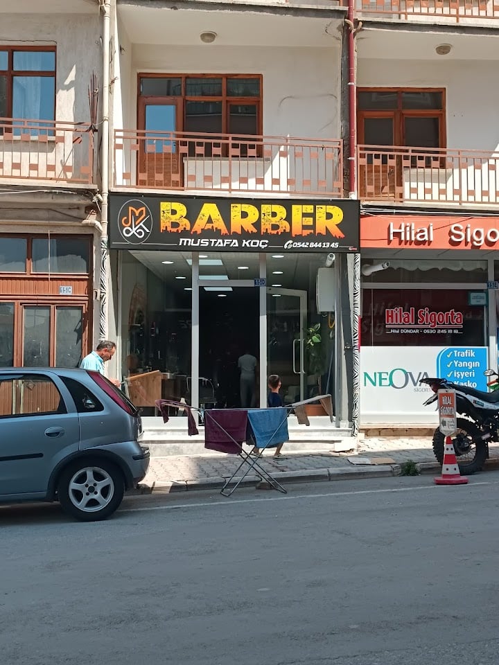 Barber Mustafa koç