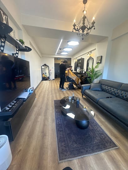 Orhan Arpak Barber Studio